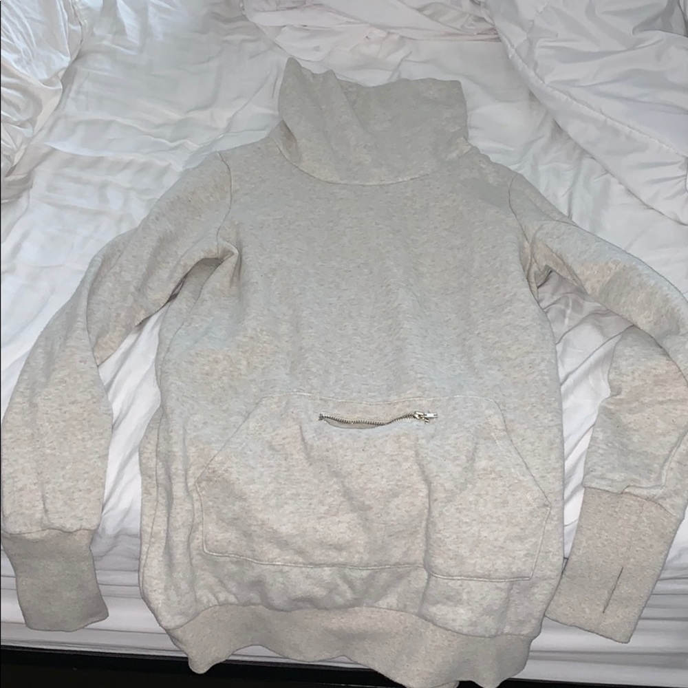 Fabletics Sweatshirt